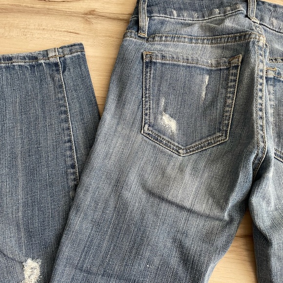 Guess Ripped Power Curve Mid Jeans - Picture 10 of 12